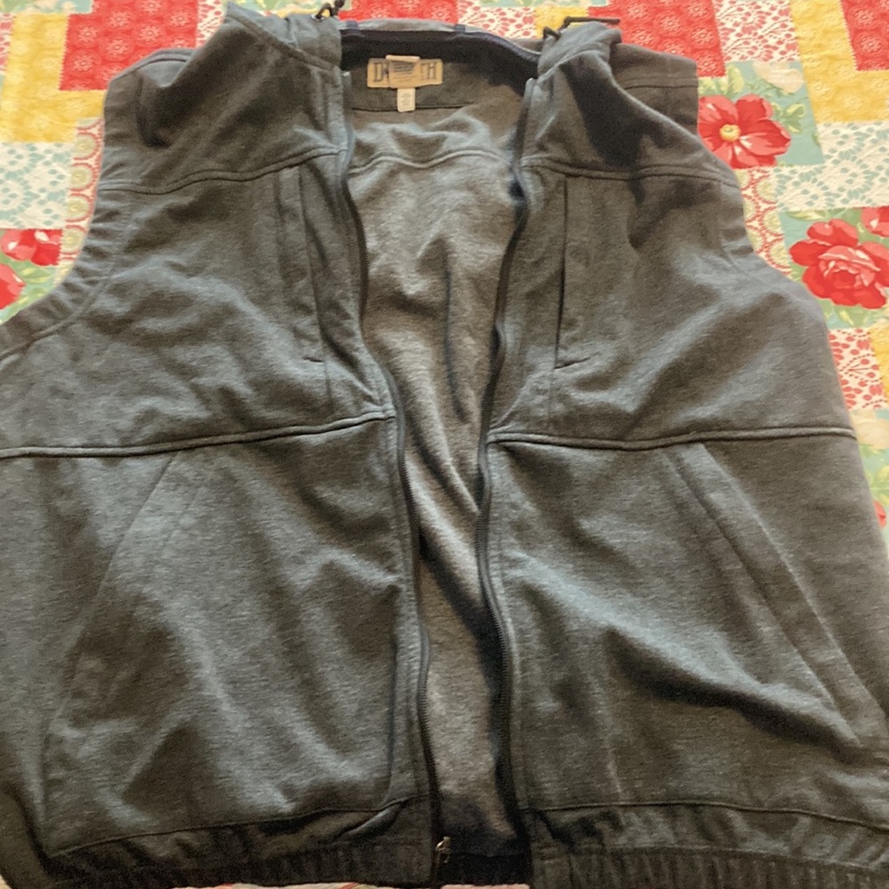Duluth hooded vest.